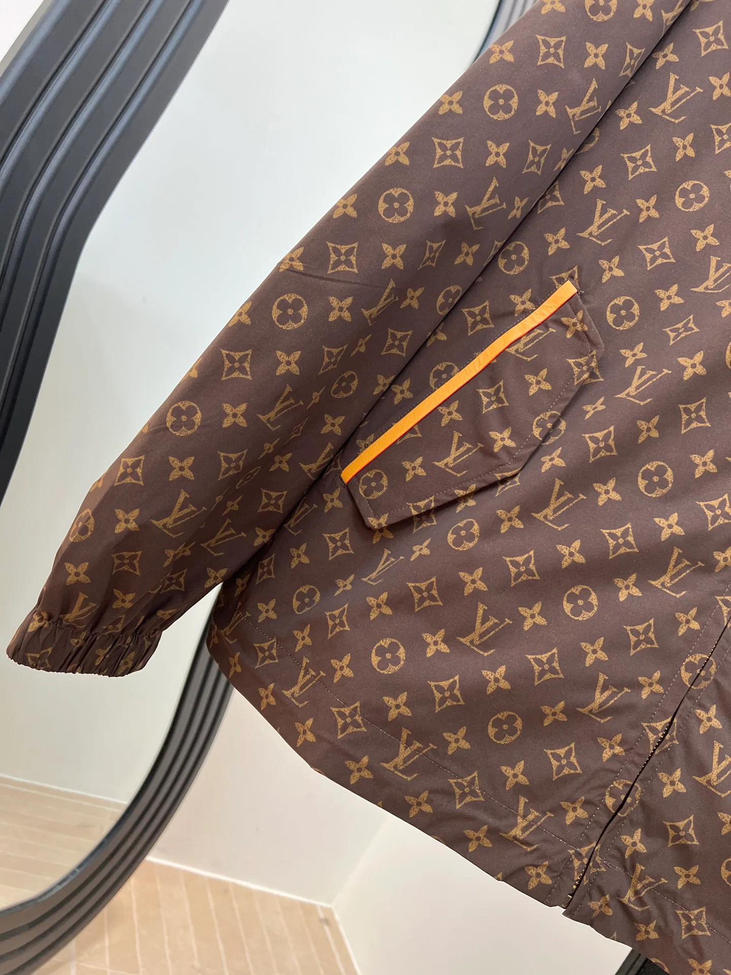 Men's Jackets And Down Jackets LOUIS VUITTON 17886171