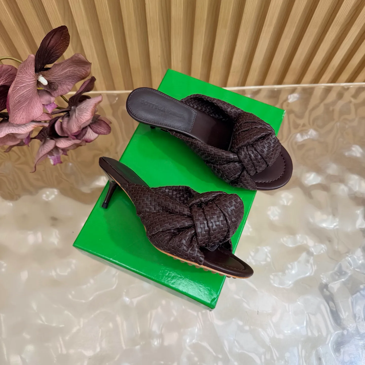 Women's Mules And Clogs BOTTEGA VENETA 17864814