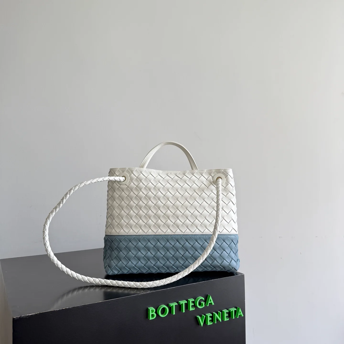 Women's Classic Handbags BOTTEGA VENETA 17934582