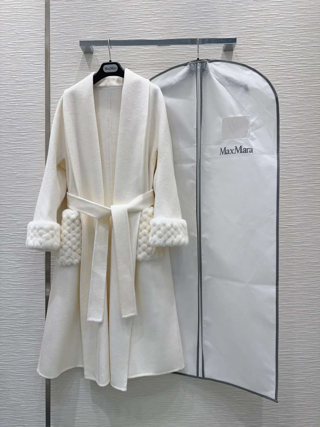 Women's Coats MAX MARA 18388746