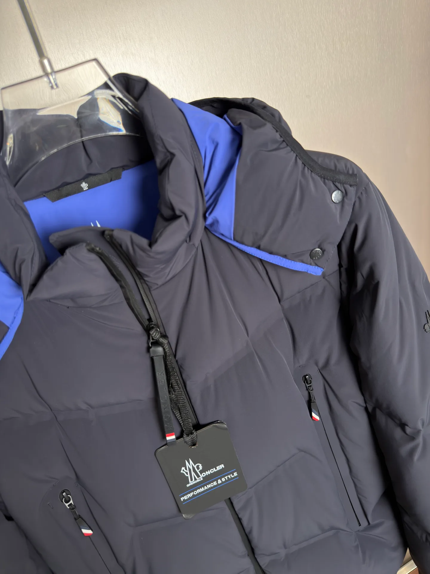 Куртки И Пуховики Мужские Moncler 18621312