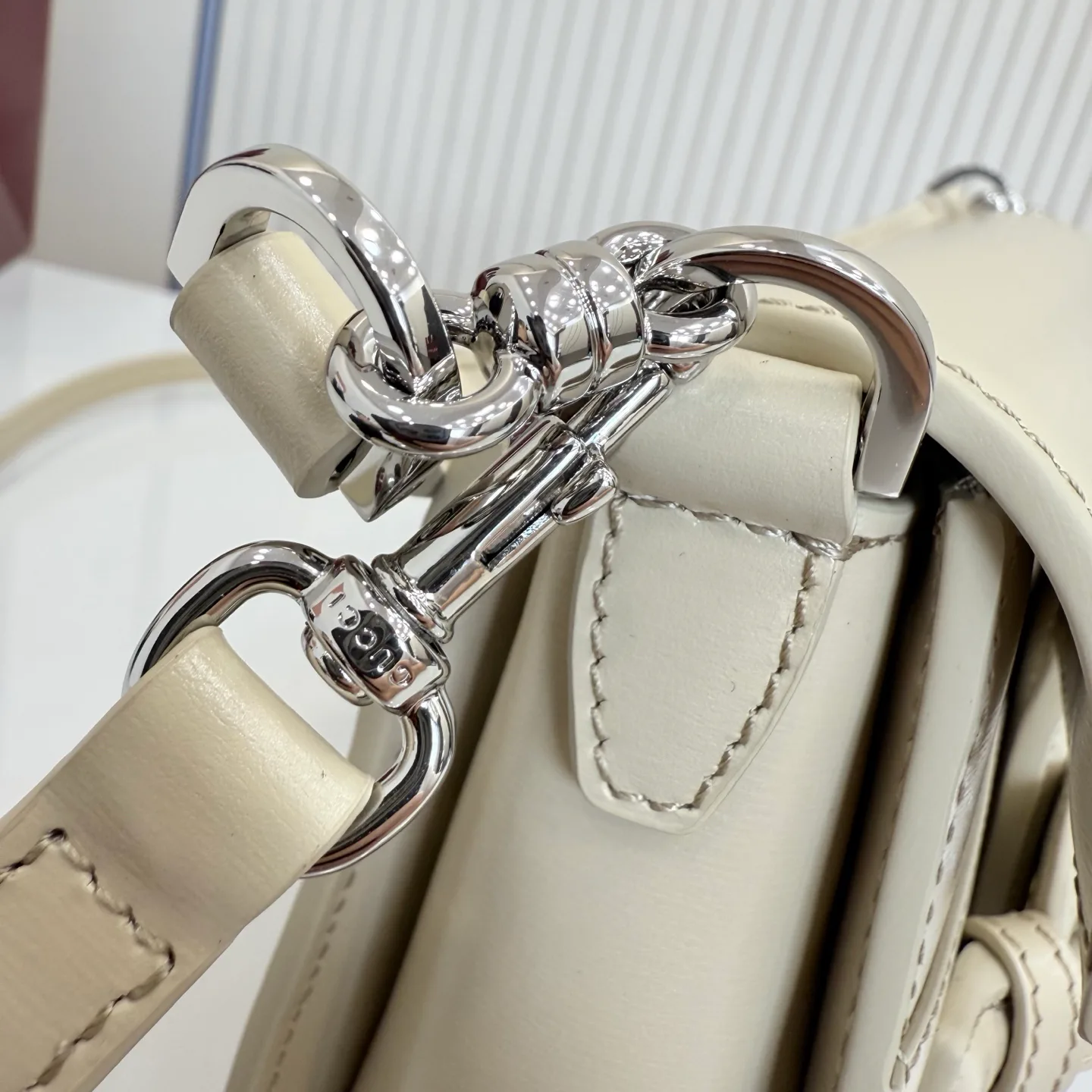 Women's Classic Handbags GUCCI 18262342