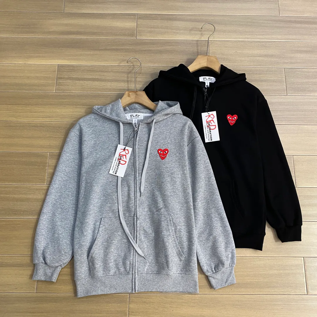 Men's Sweatshirts And Hoodies COMME DES GARÇONS 18189780