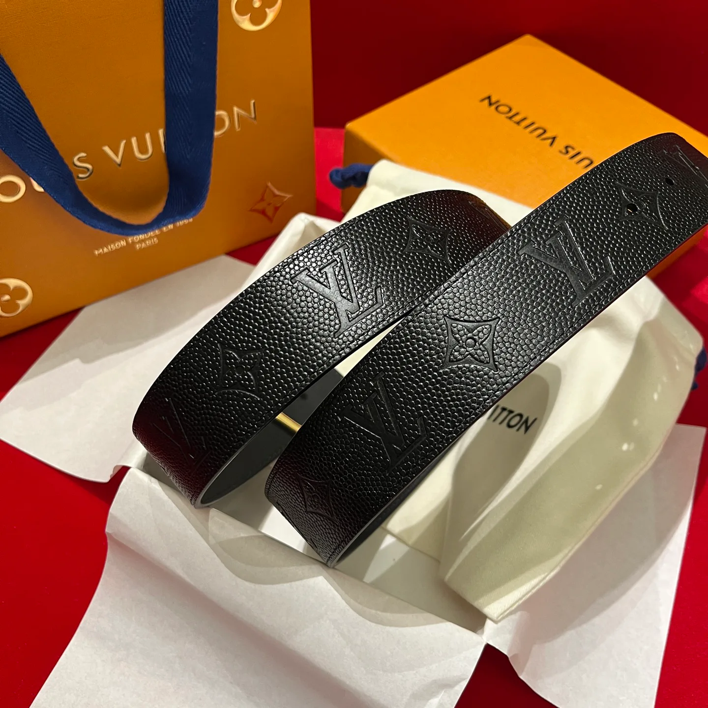 Belts LOUIS VUITTON 17645345