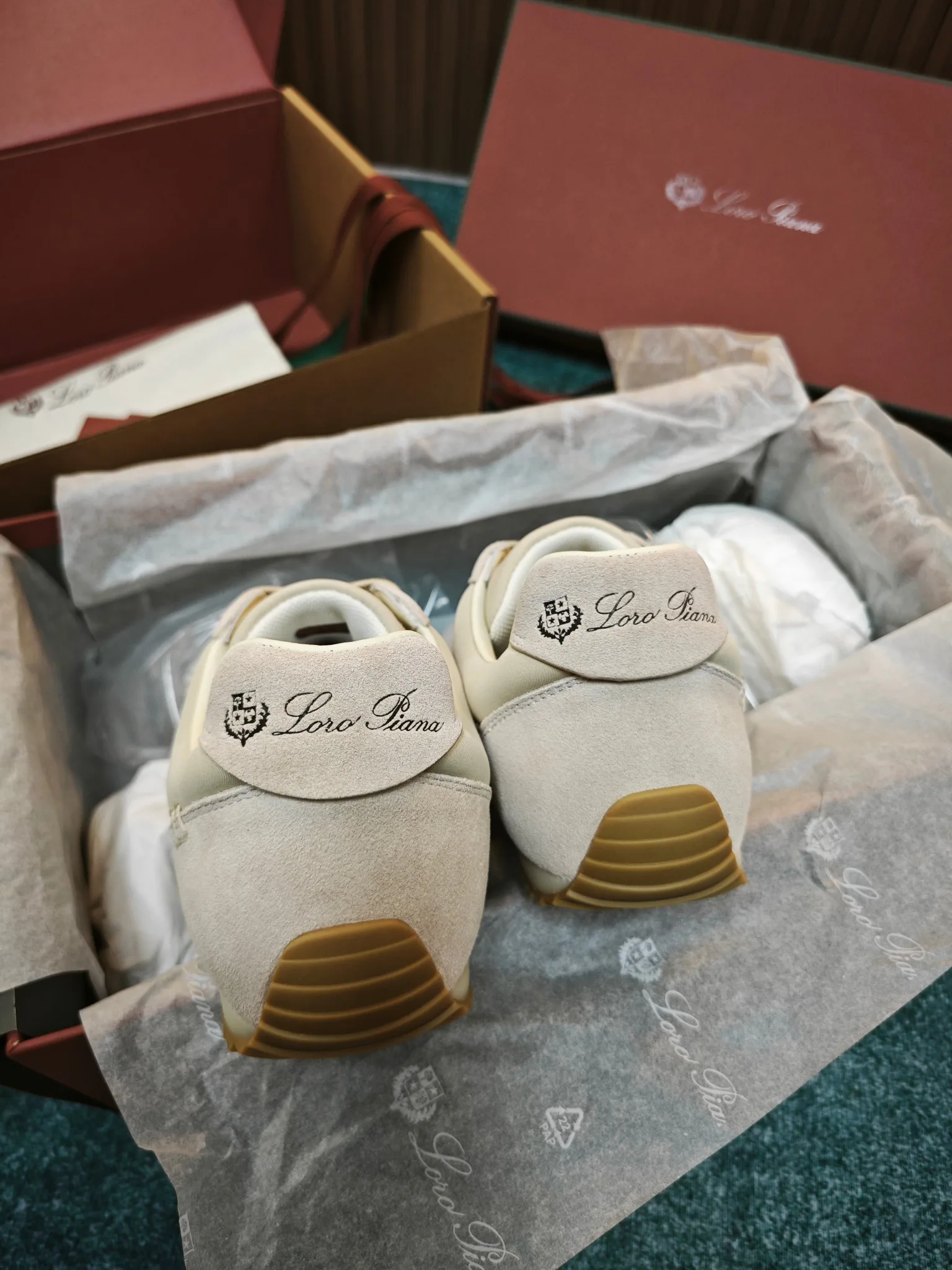 Women's Sneakers LORO PIANA 17882519