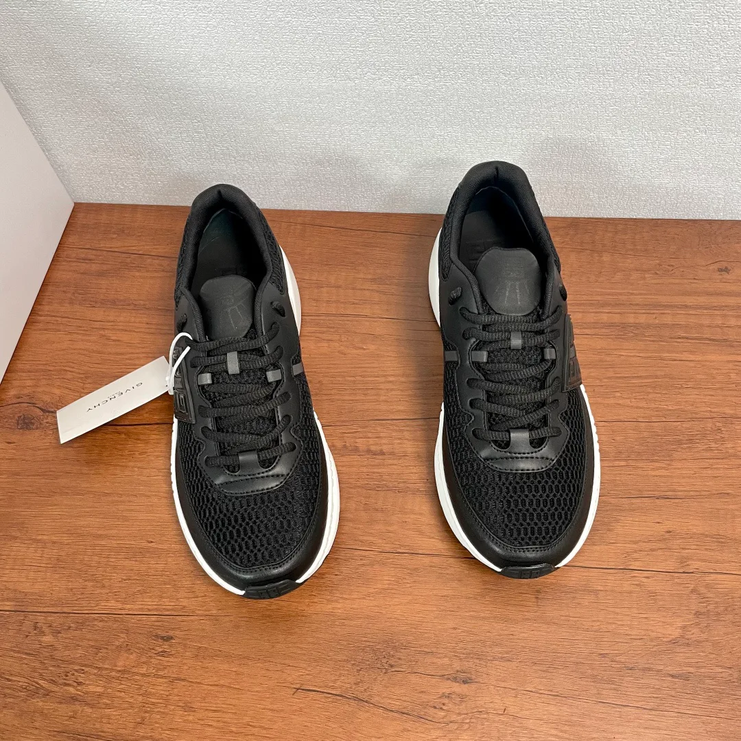 Men's Sneakers GIVENCHY 17307244