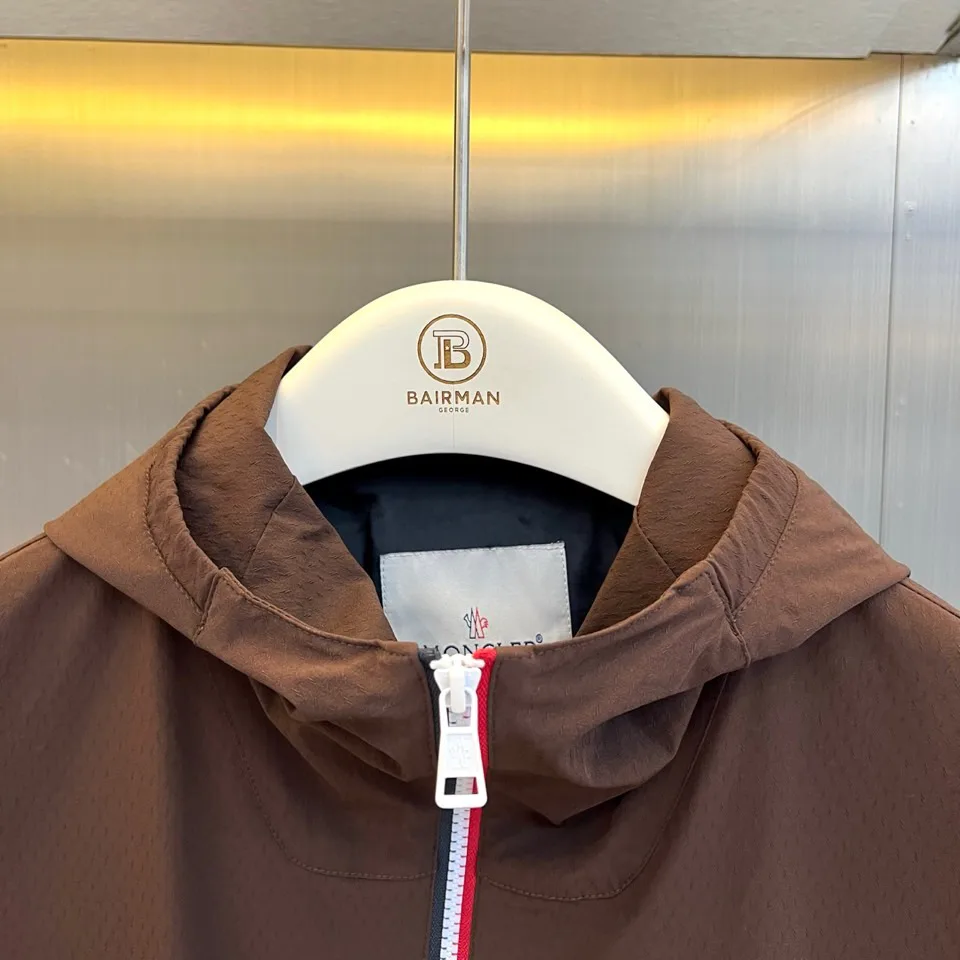 Men's Jackets And Down Jackets MONCLER 18416771