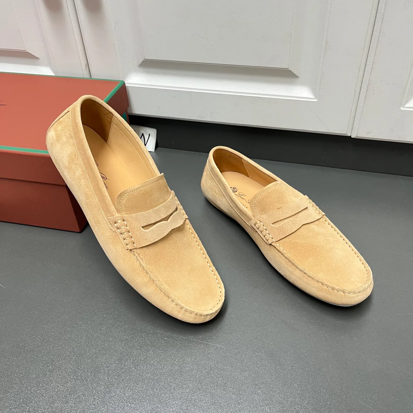 Men's Loafers And Dress Shoes LORO PIANA 17457817
