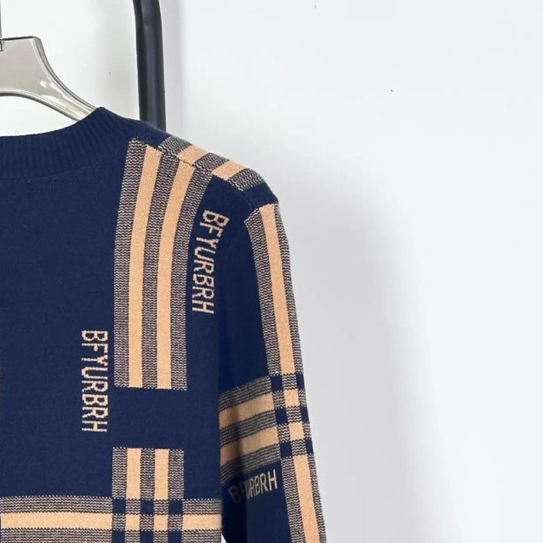 Women's Jumpers And Sweaters BURBERRY 18130409