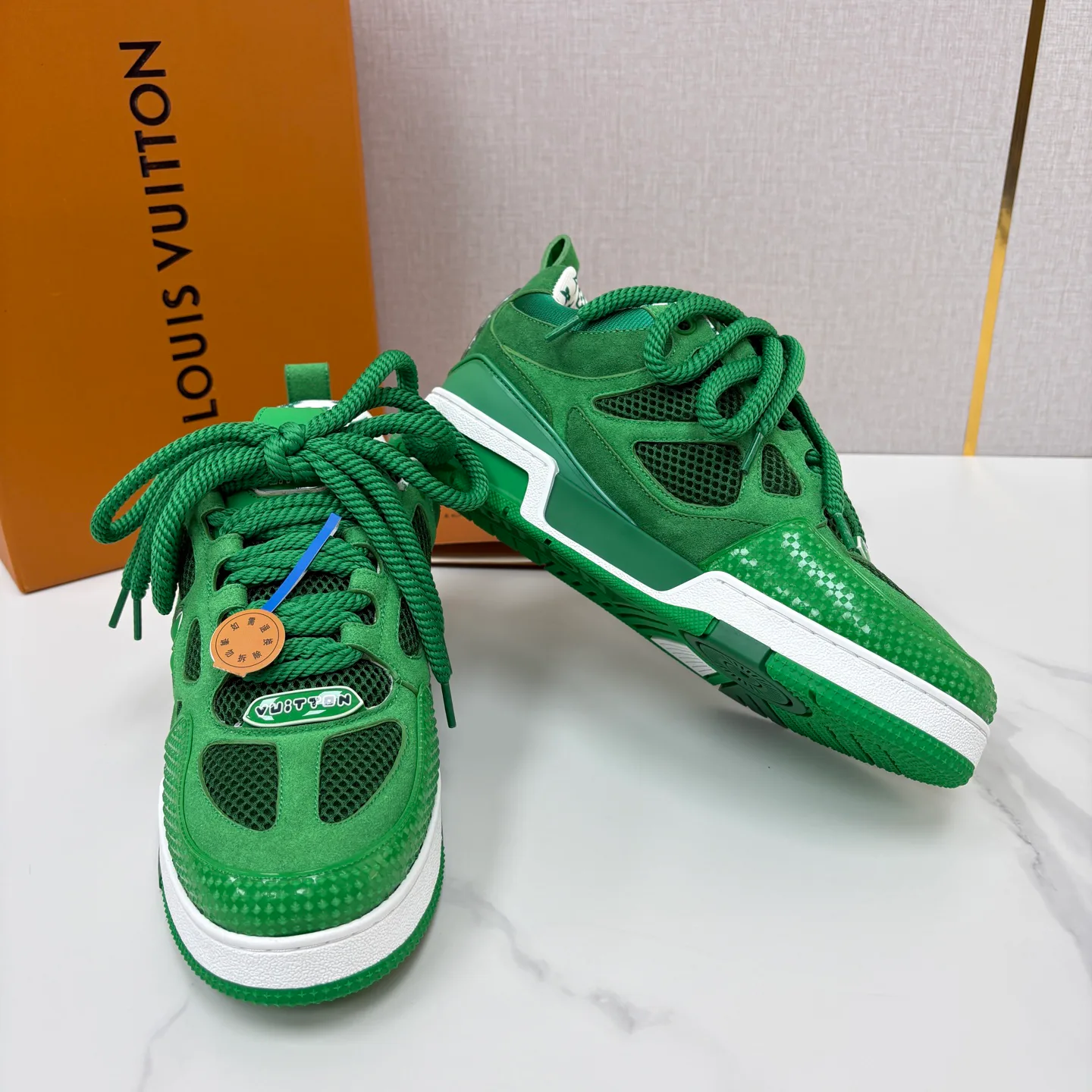 Men's Sneakers LOUIS VUITTON 17832330