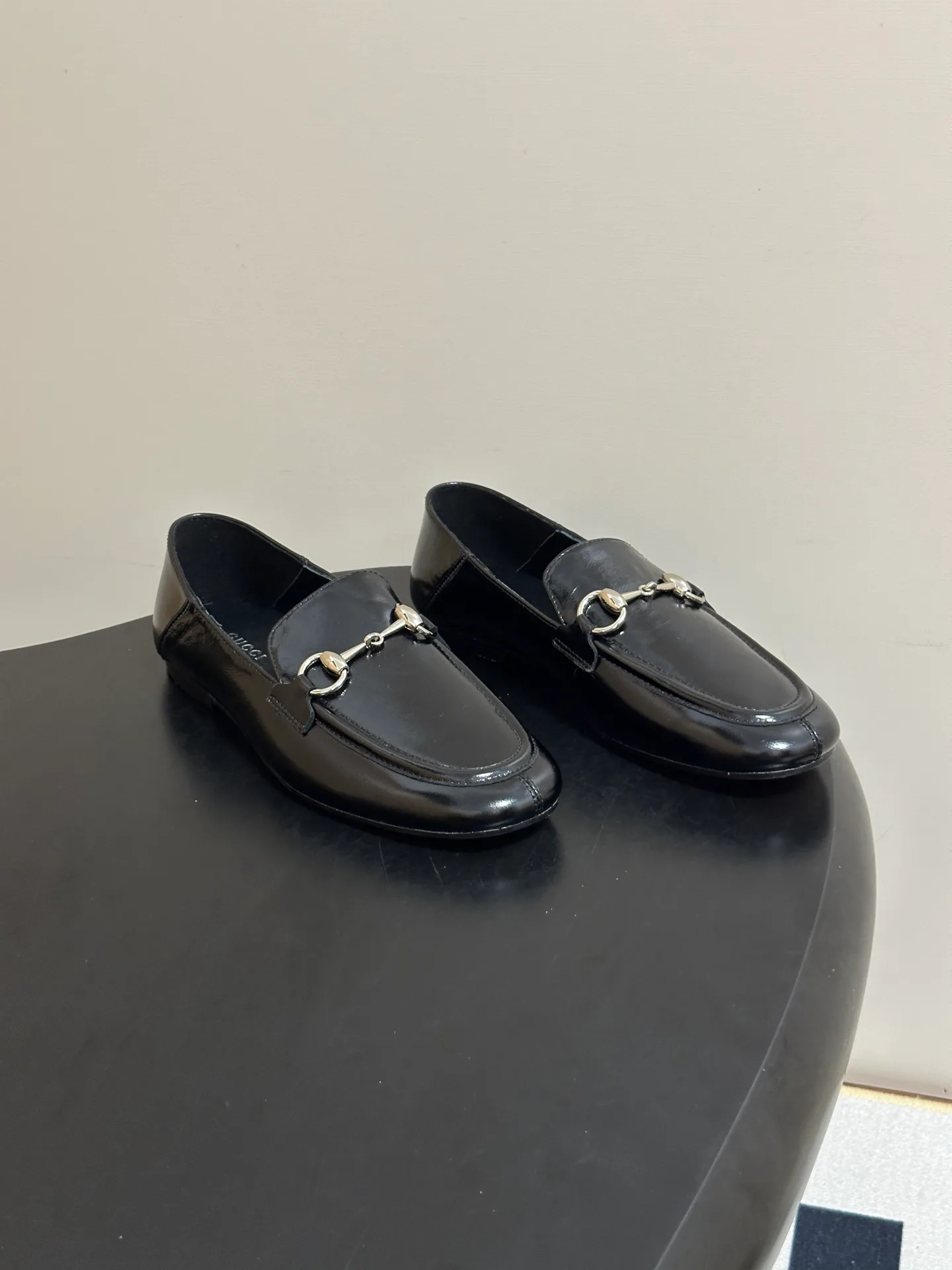 Women's Loafers And Moccasins GUCCI 18049744