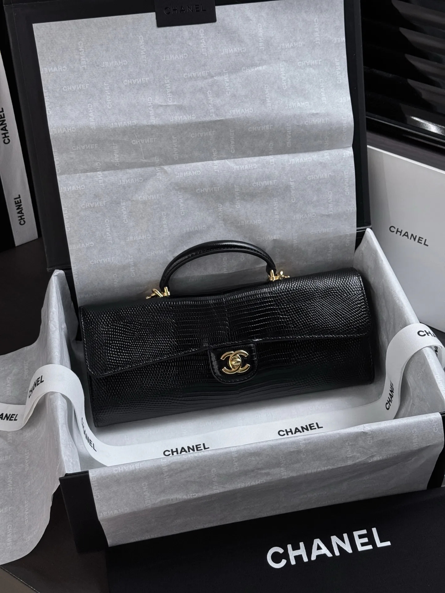 Women's Classic Handbags CHANEL 18065624