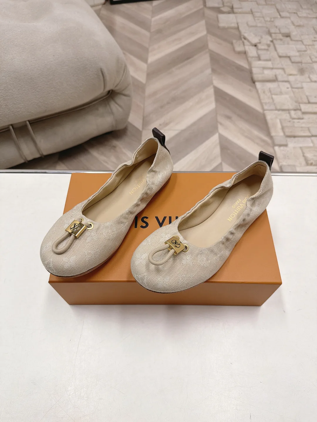 Women's Ballet Flats LOUIS VUITTON 17968746