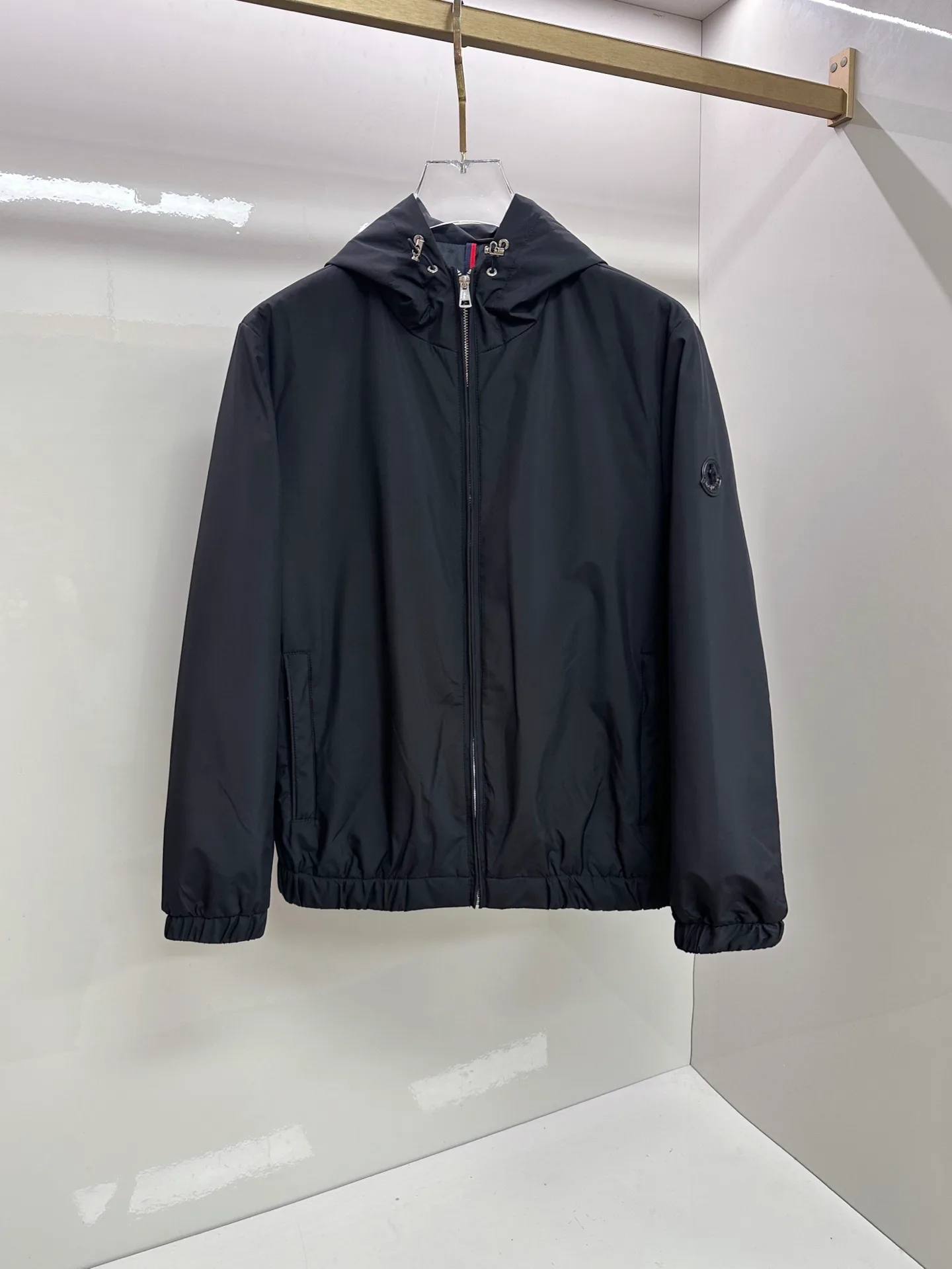 Men's Jackets And Down Jackets MONCLER 18140237