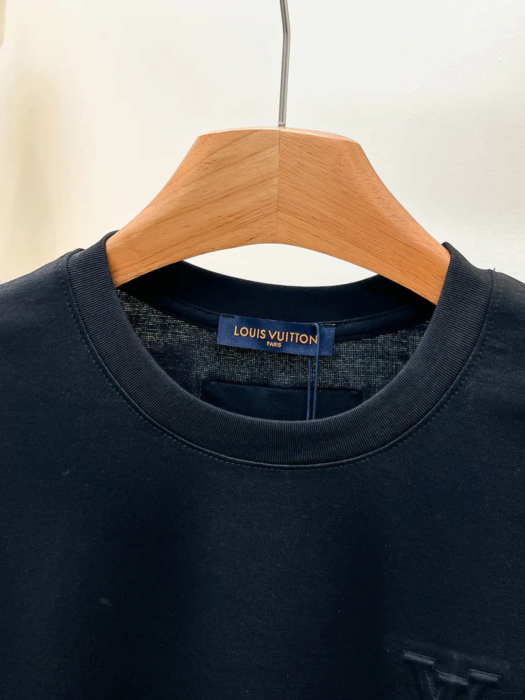 Men's T-Shirts LOUIS VUITTON 18499447