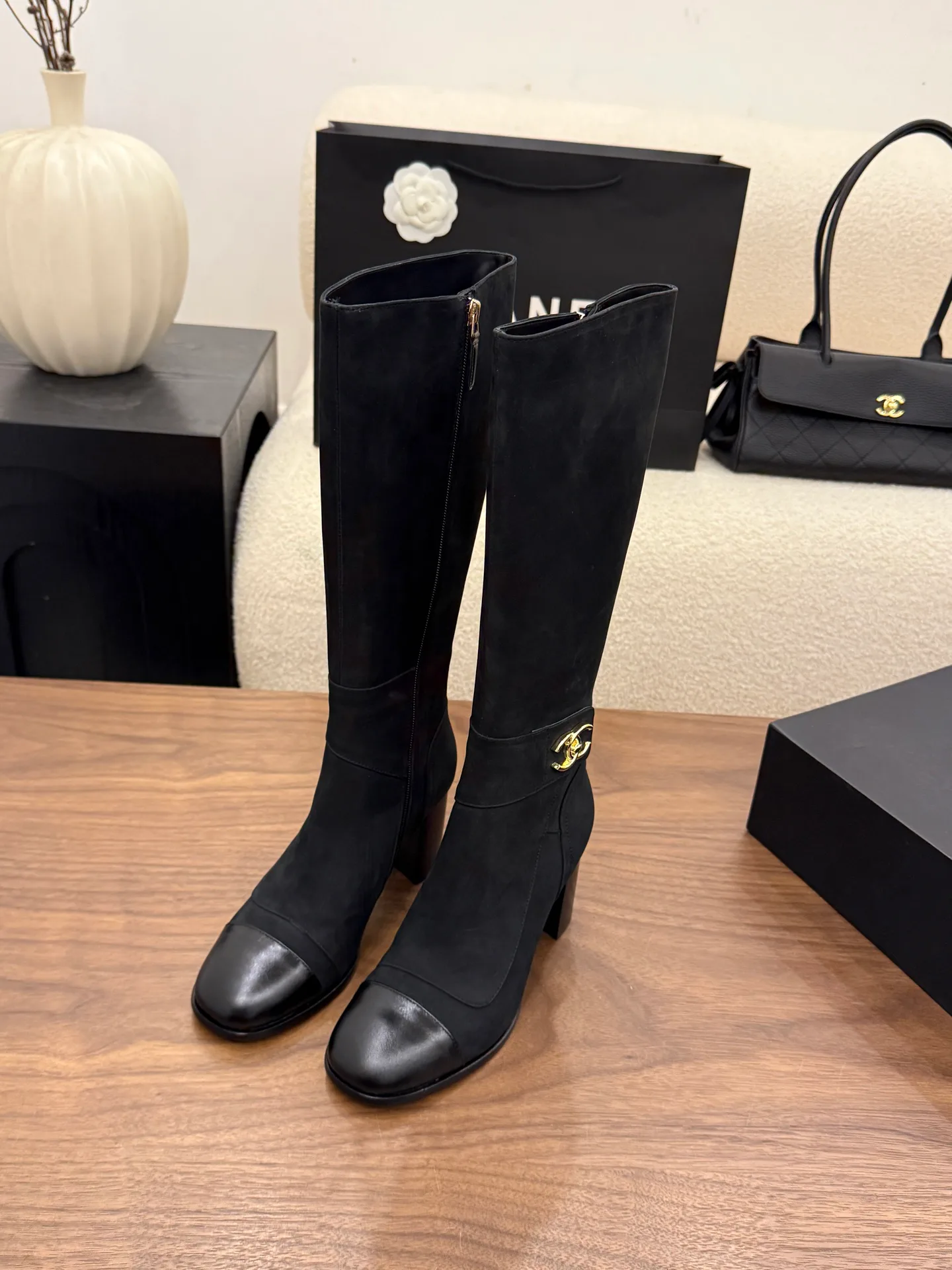 Women's Boots CHANEL 17893255