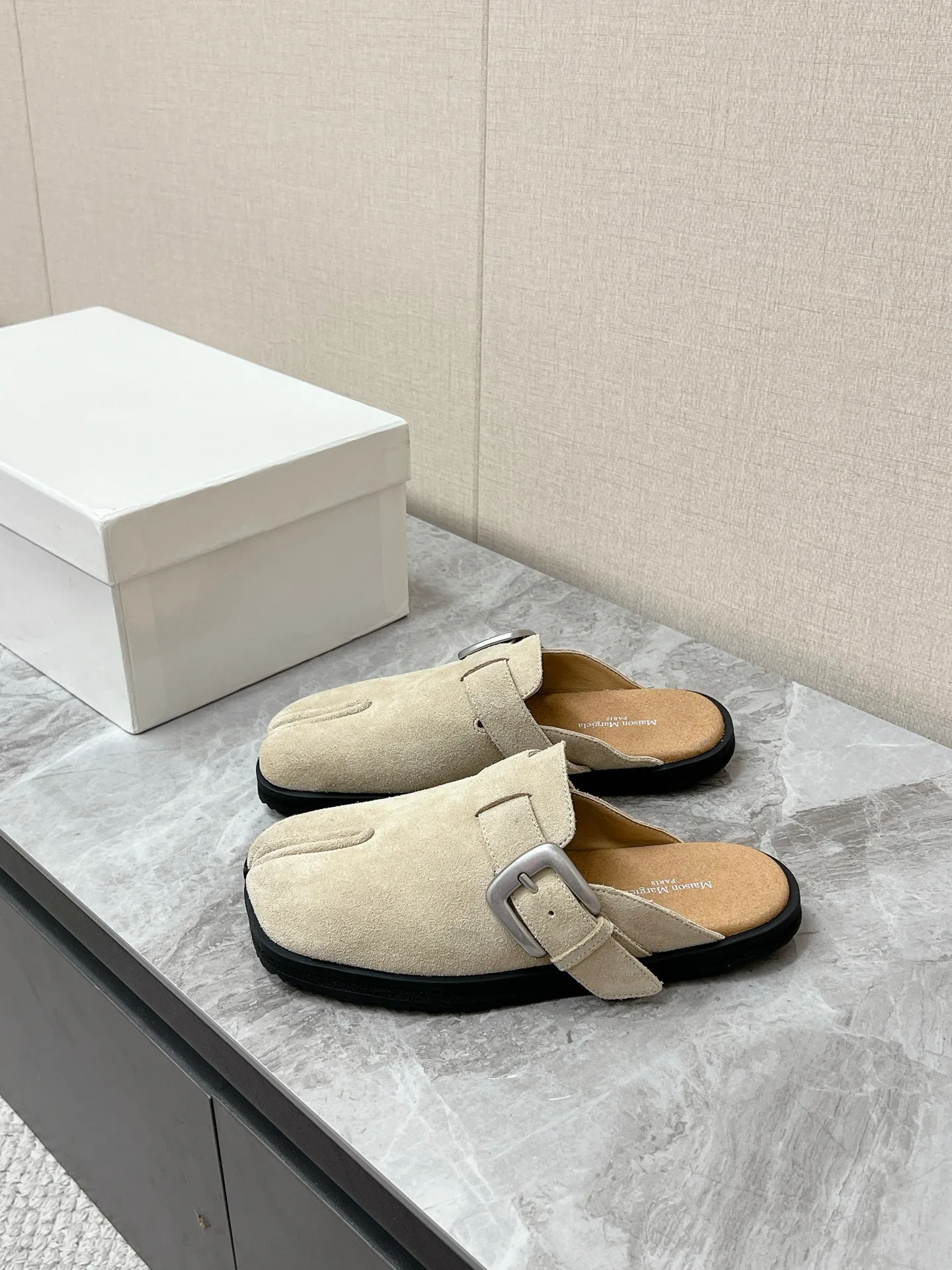 Women's Mules And Clogs MAISON MARGIELA 17955125