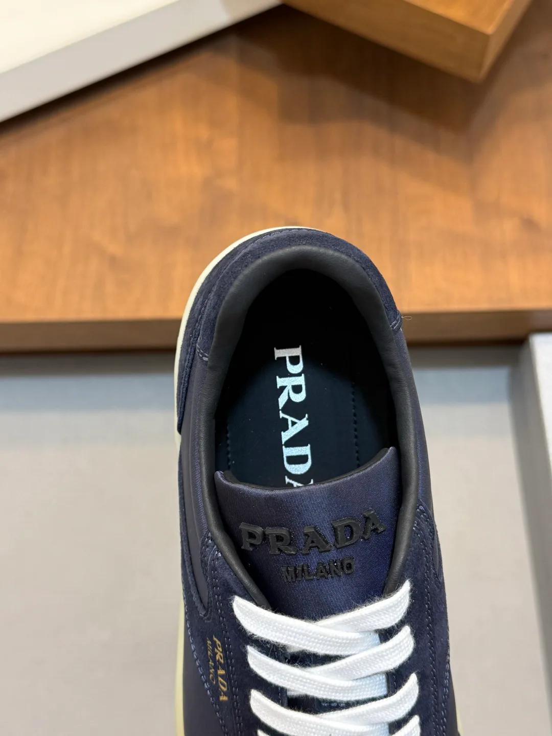 Men's Sneakers PRADA 17809351