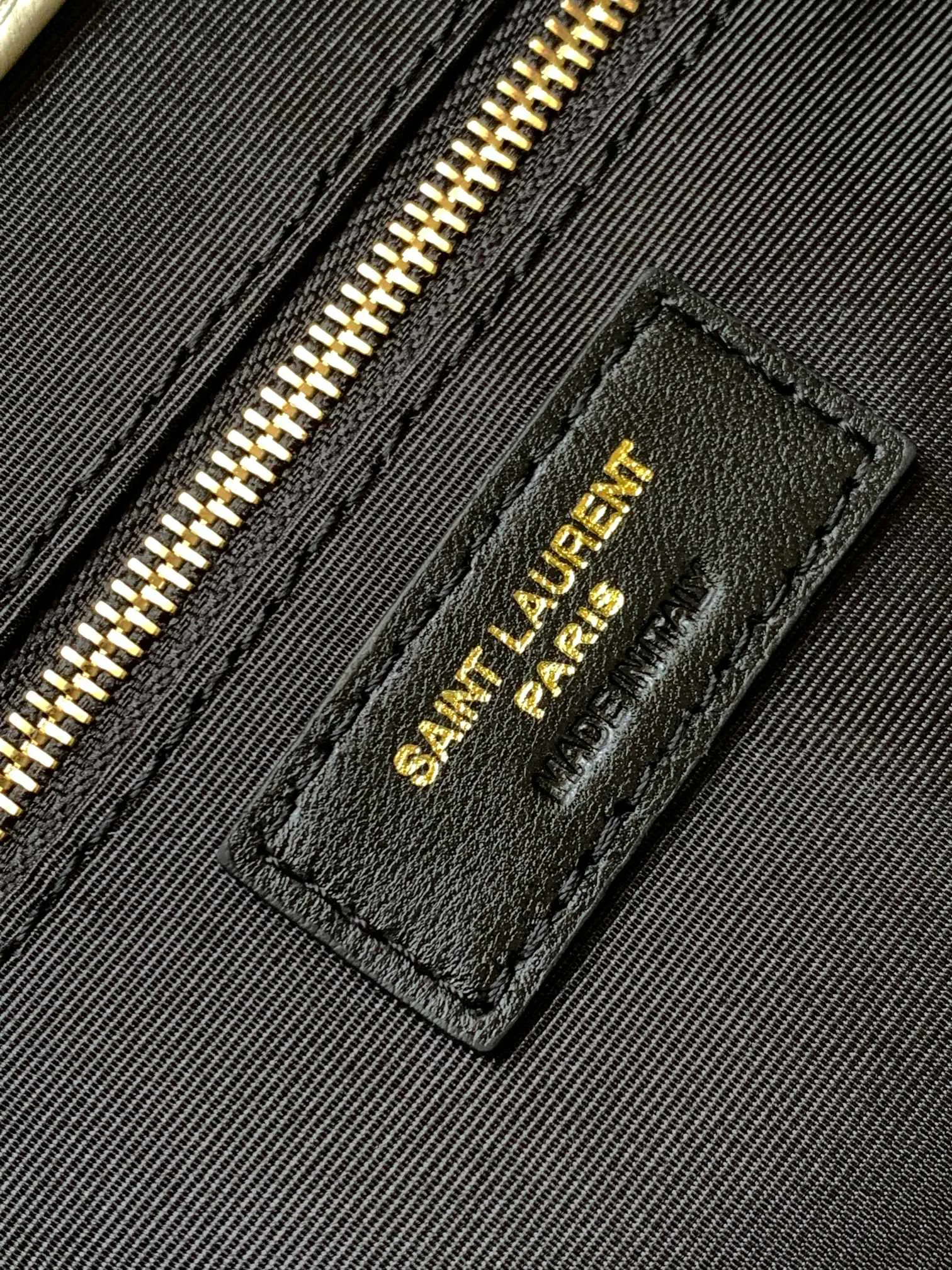 Women's Classic Handbags SAINT LAURENT 17698319