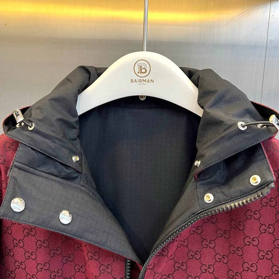 Women's Jackets And Down Jackets GUCCI 18416754