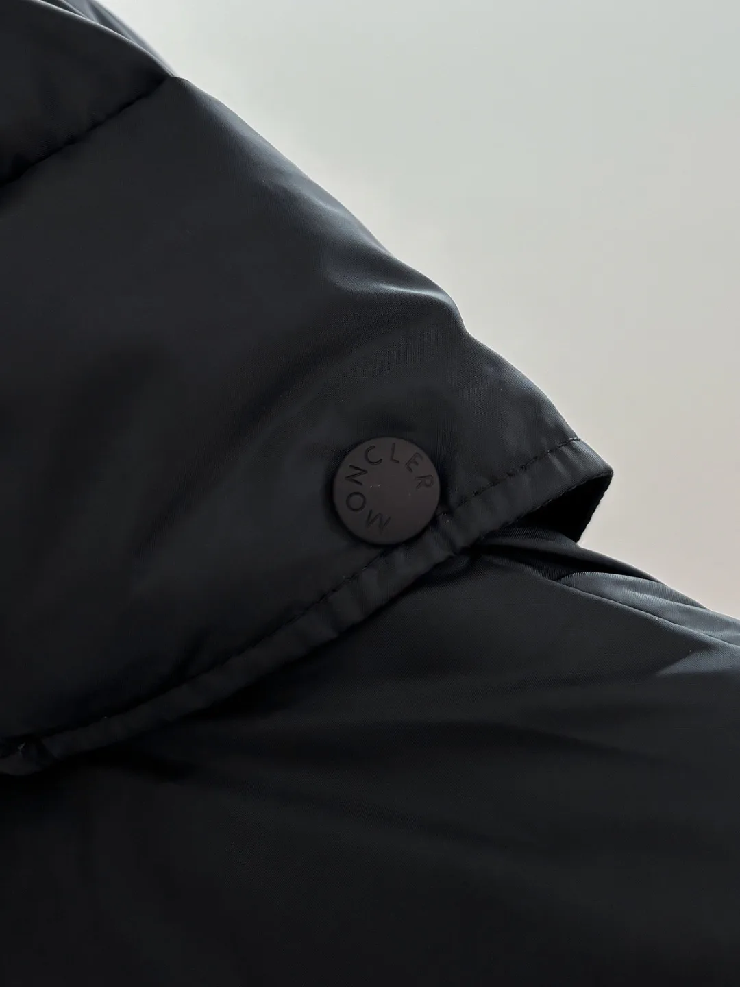Жилеты Мужские Moncler 18596635