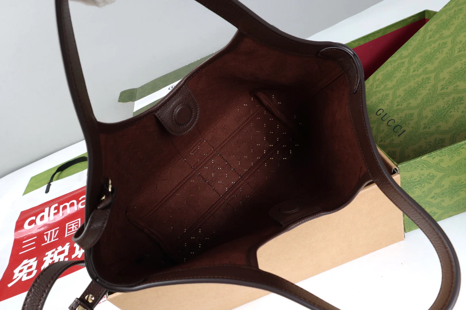 Women's Classic Handbags GUCCI 18004289