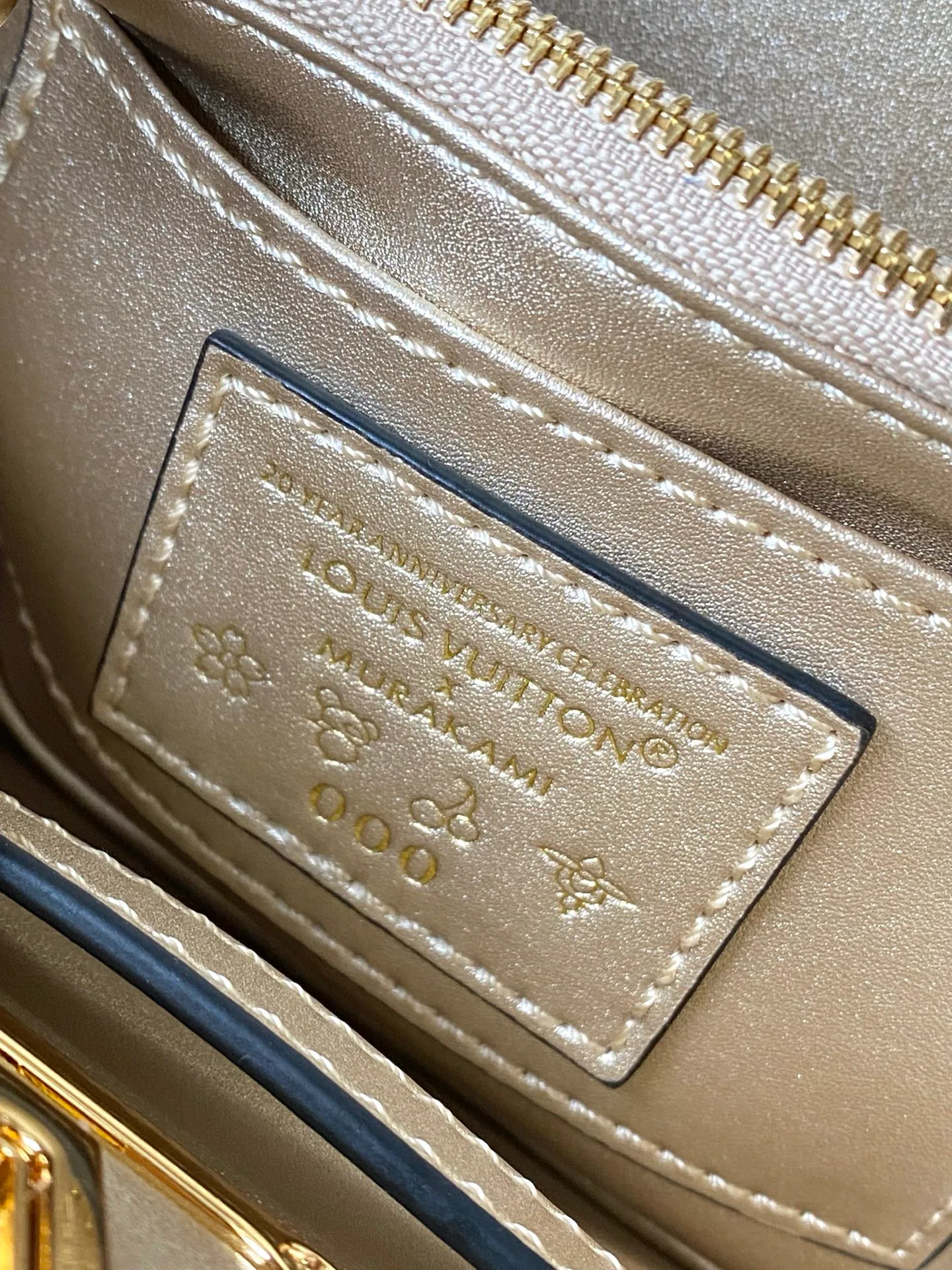 Women's Classic Handbags LOUIS VUITTON 17450393