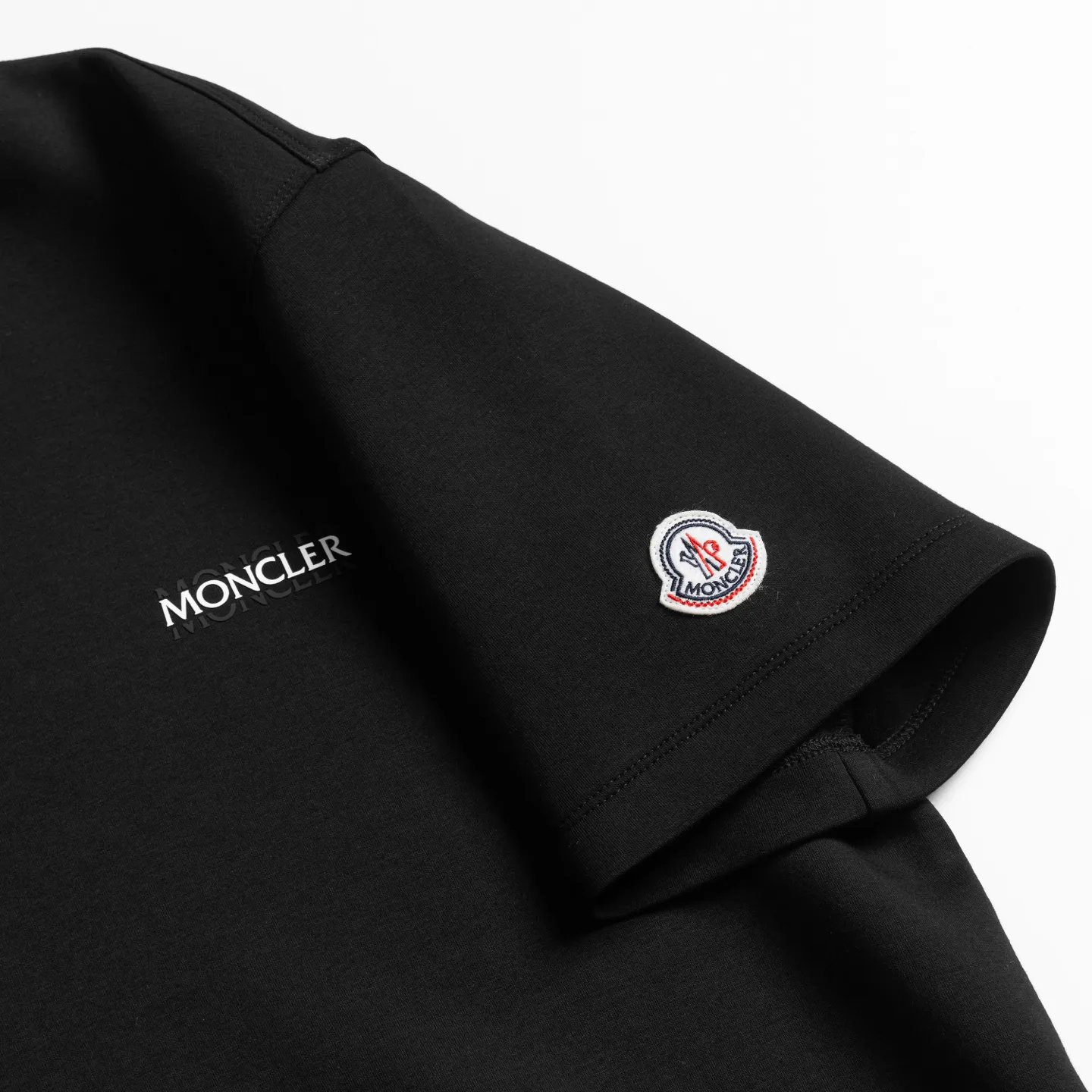 Women's T-Shirts MONCLER 18532923