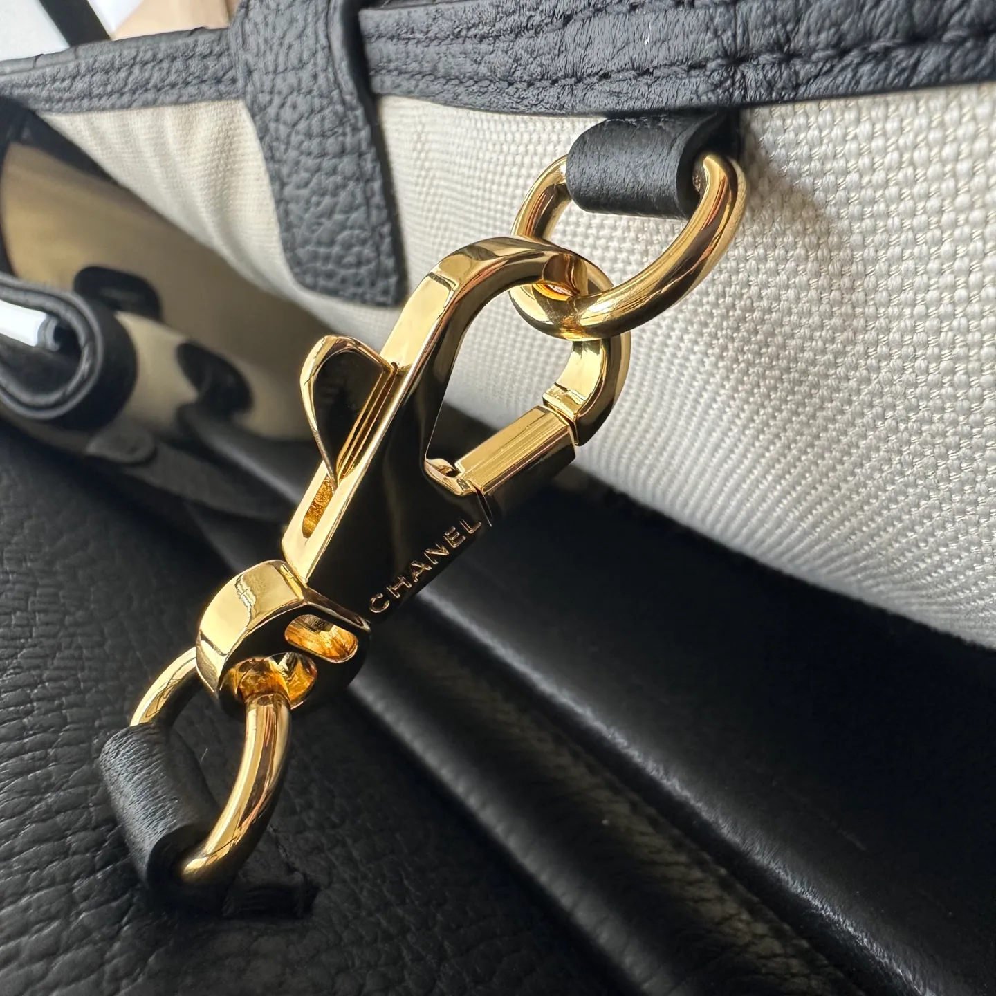 Women's Classic Handbags CHANEL 17324324