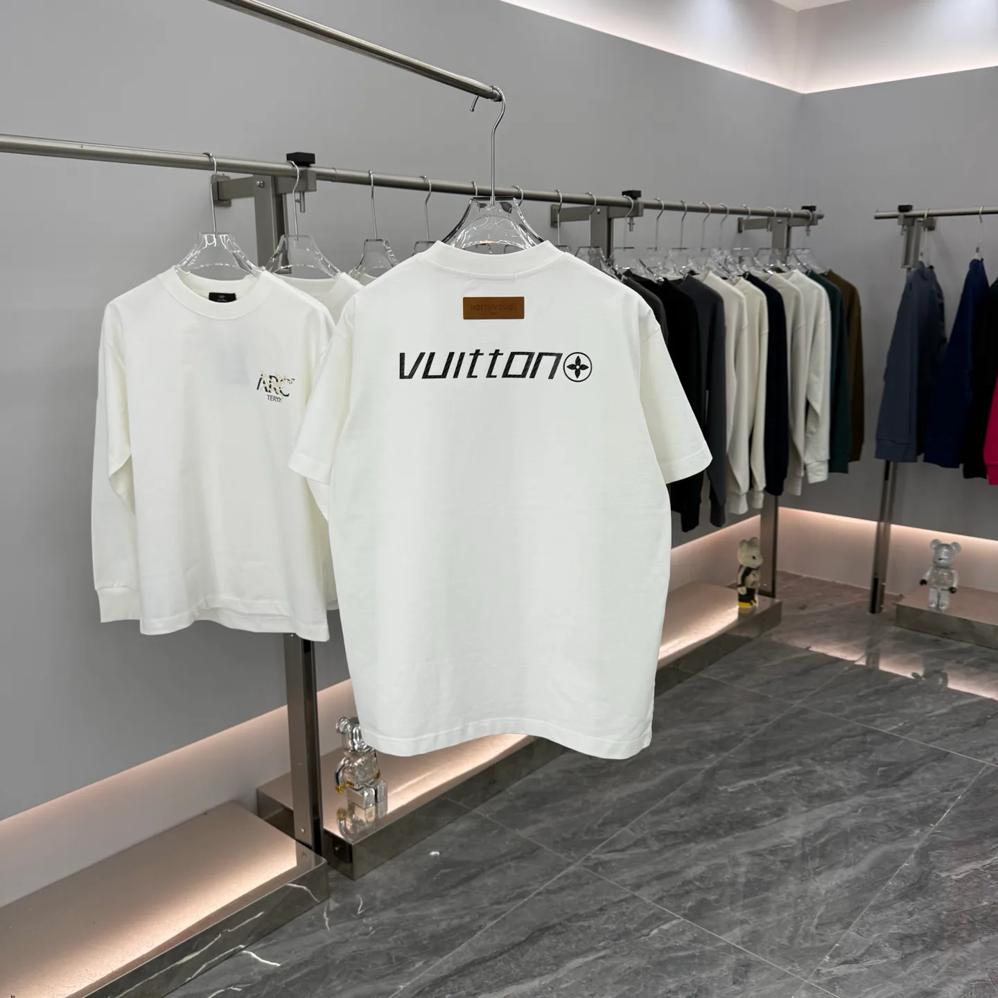 Men's T-Shirts LOUIS VUITTON 17974708