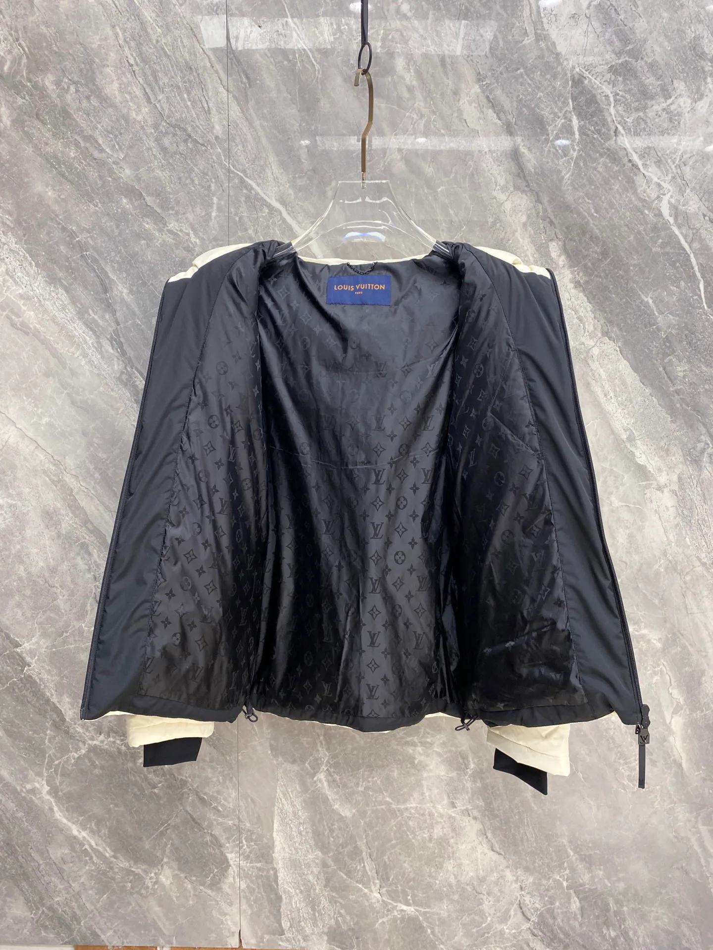 Куртки И Пуховики Мужские Louis Vuitton 18596300