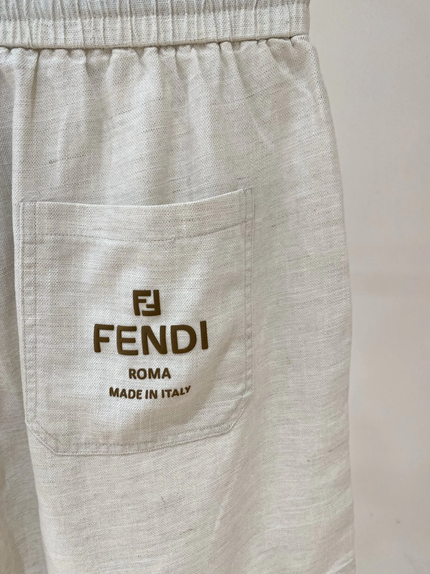 Men's Shorts FENDI 18246964