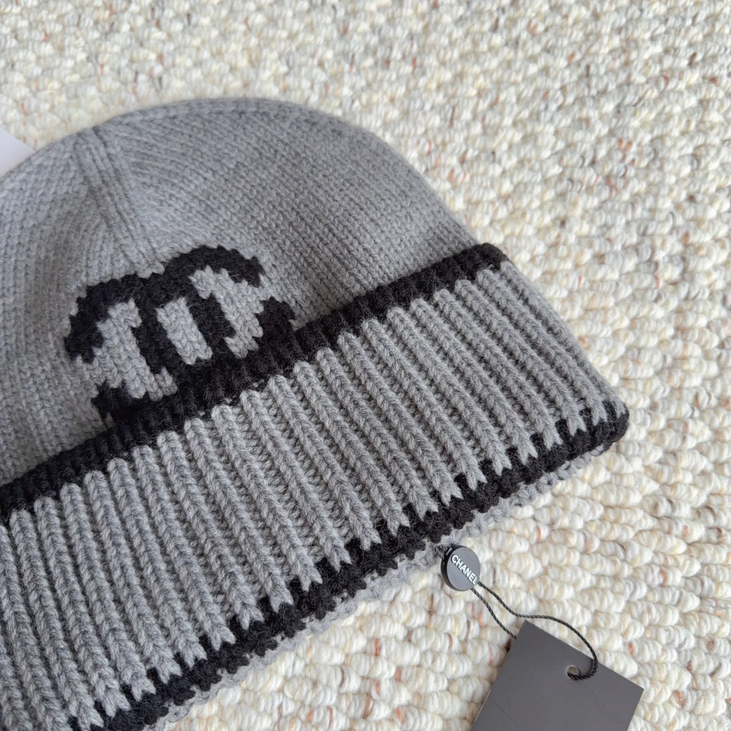 Hats CHANEL 18297817