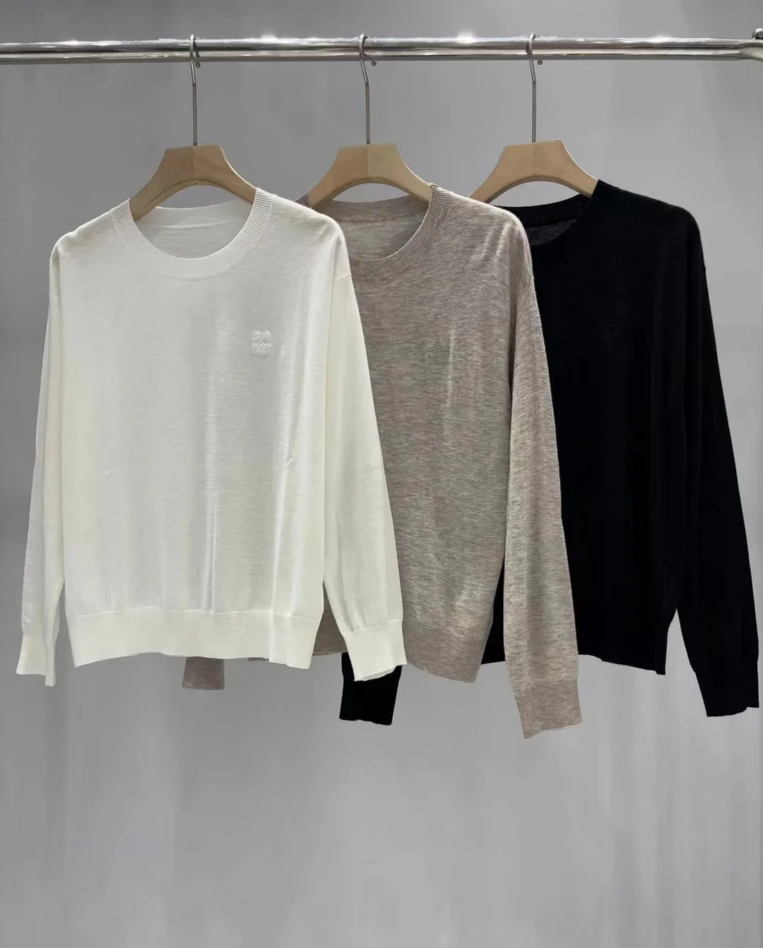 Women's Jumpers And Sweaters LOEWE 18233417