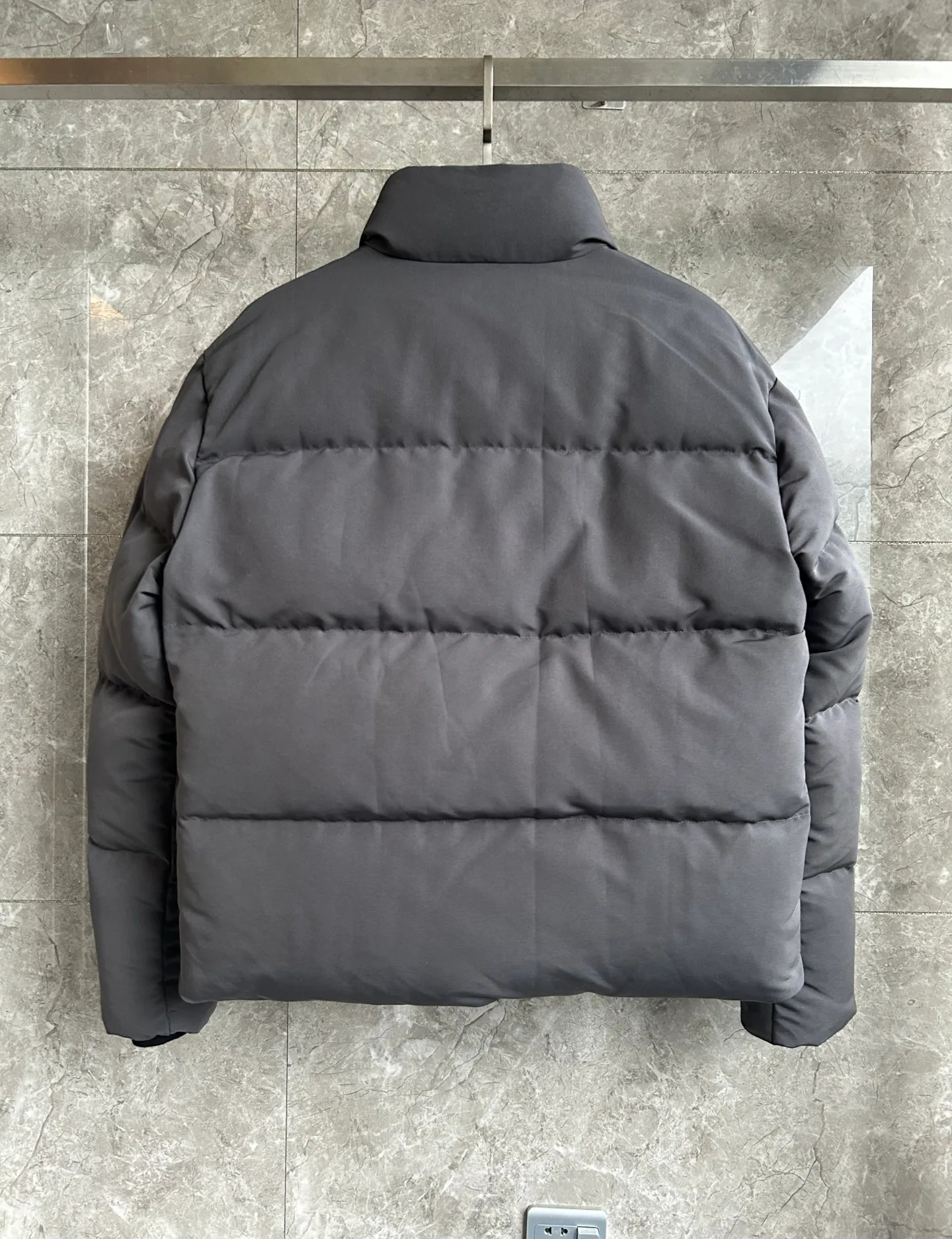 Men's Jackets And Down Jackets CANADA GOOSE 18129808