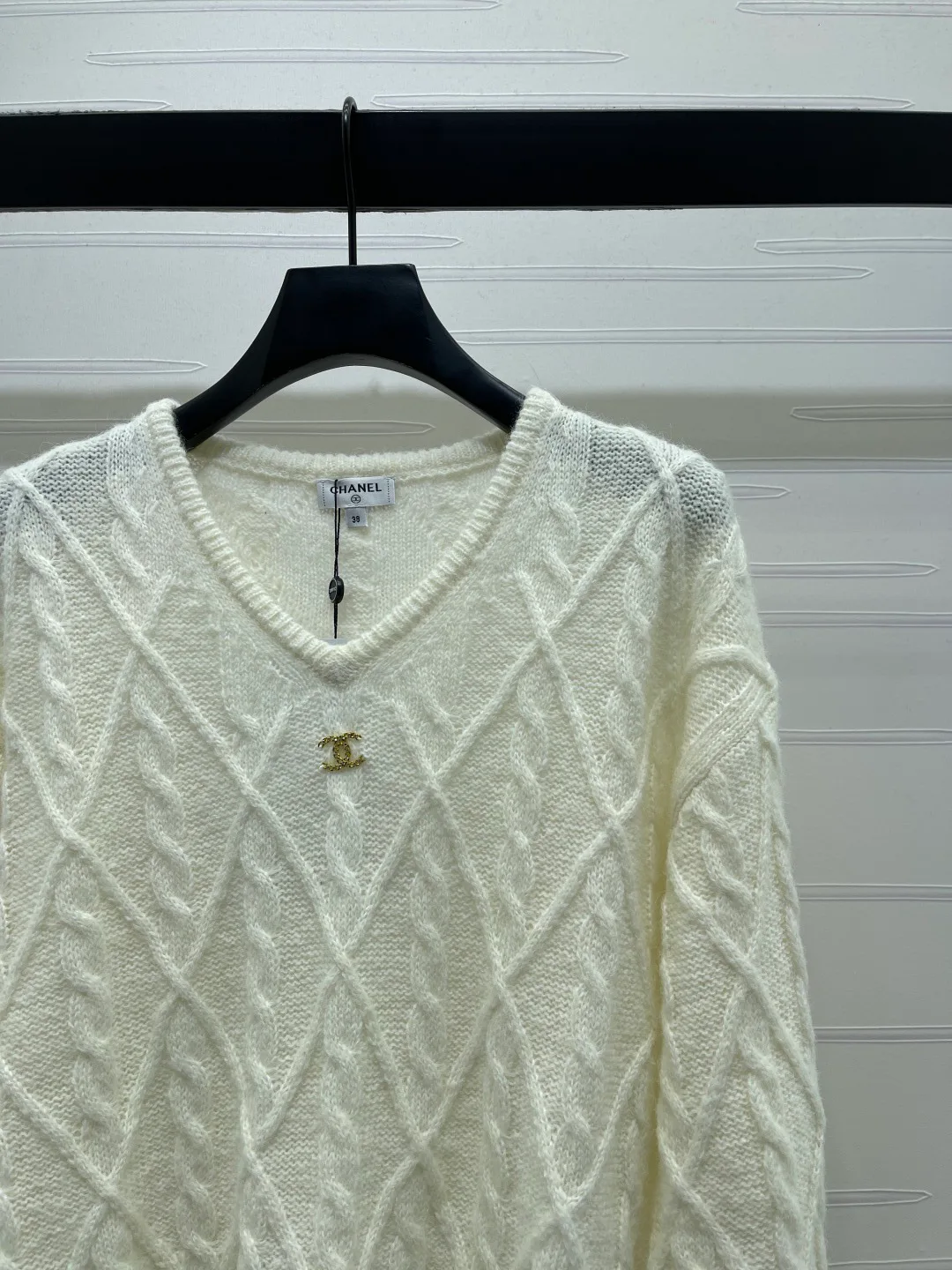 Women's Jumpers And Sweaters CHANEL 18038035