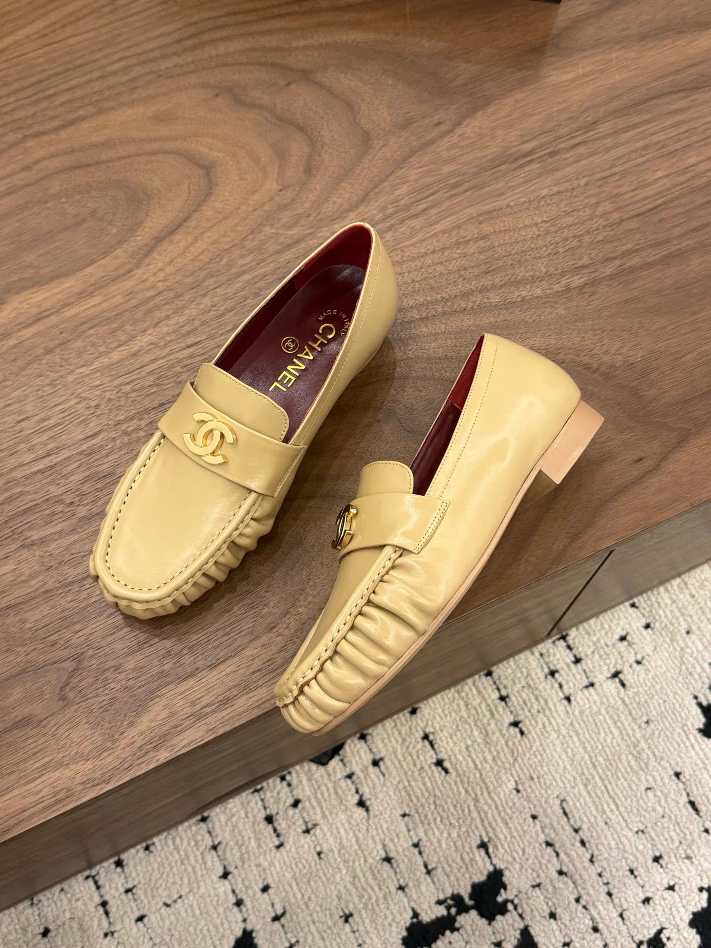 Women's Loafers And Moccasins CHANEL 17968560