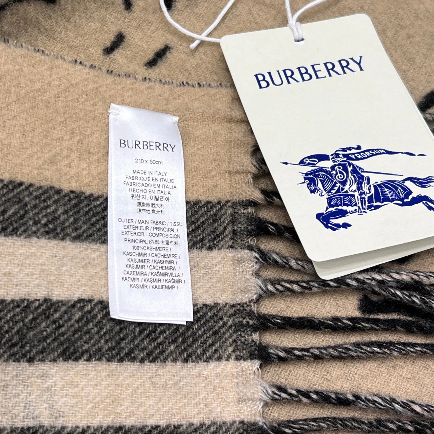 Scarves BURBERRY 17945487