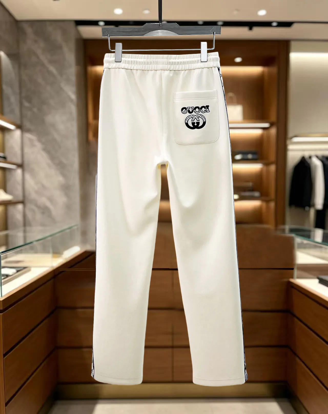 Men's Trousers GUCCI 18499610