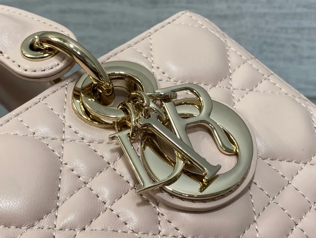 Women's Classic Handbags CHRISTIAN DIOR 17770405