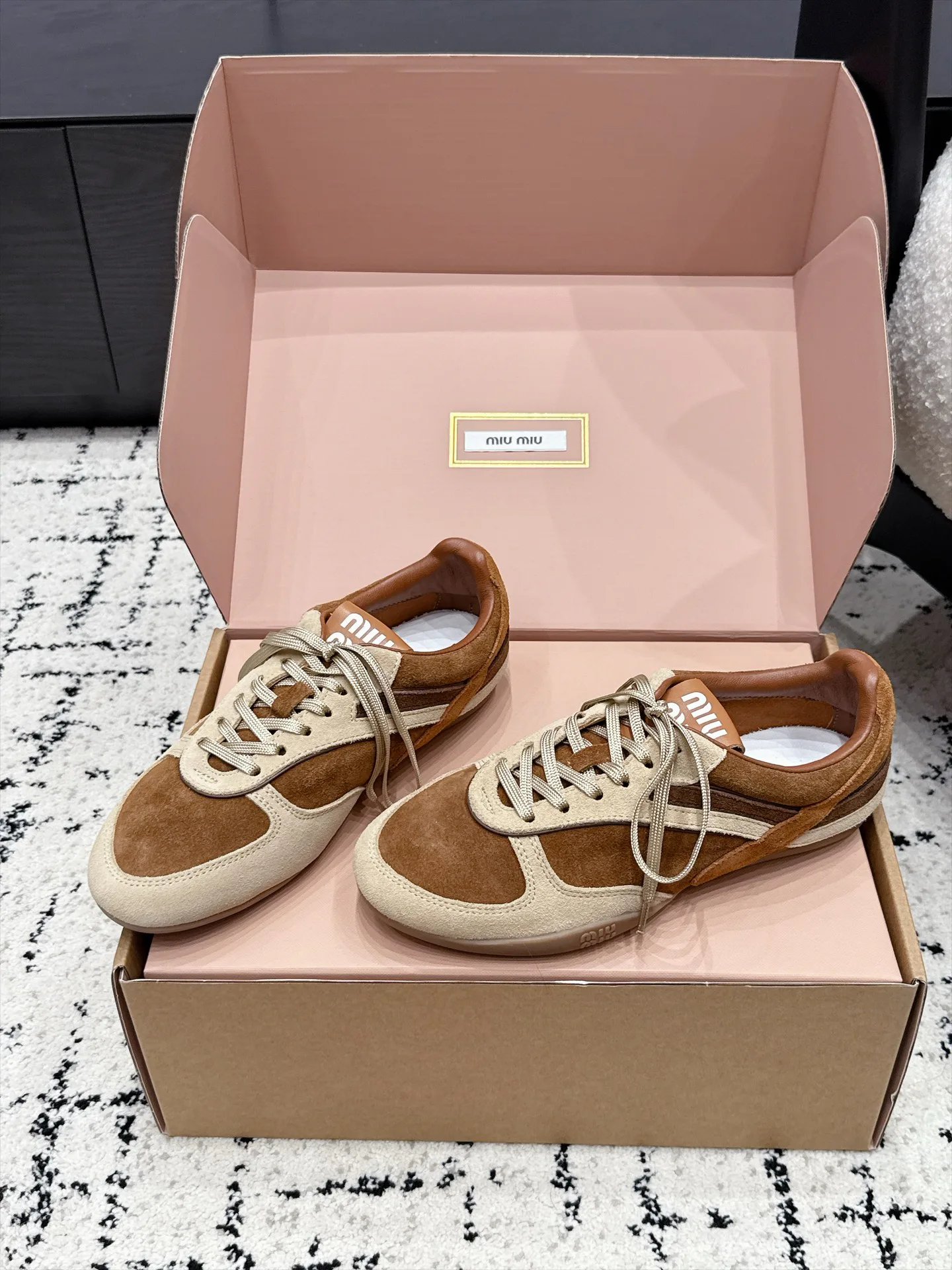 Women's Sneakers MIU MIU 18133258