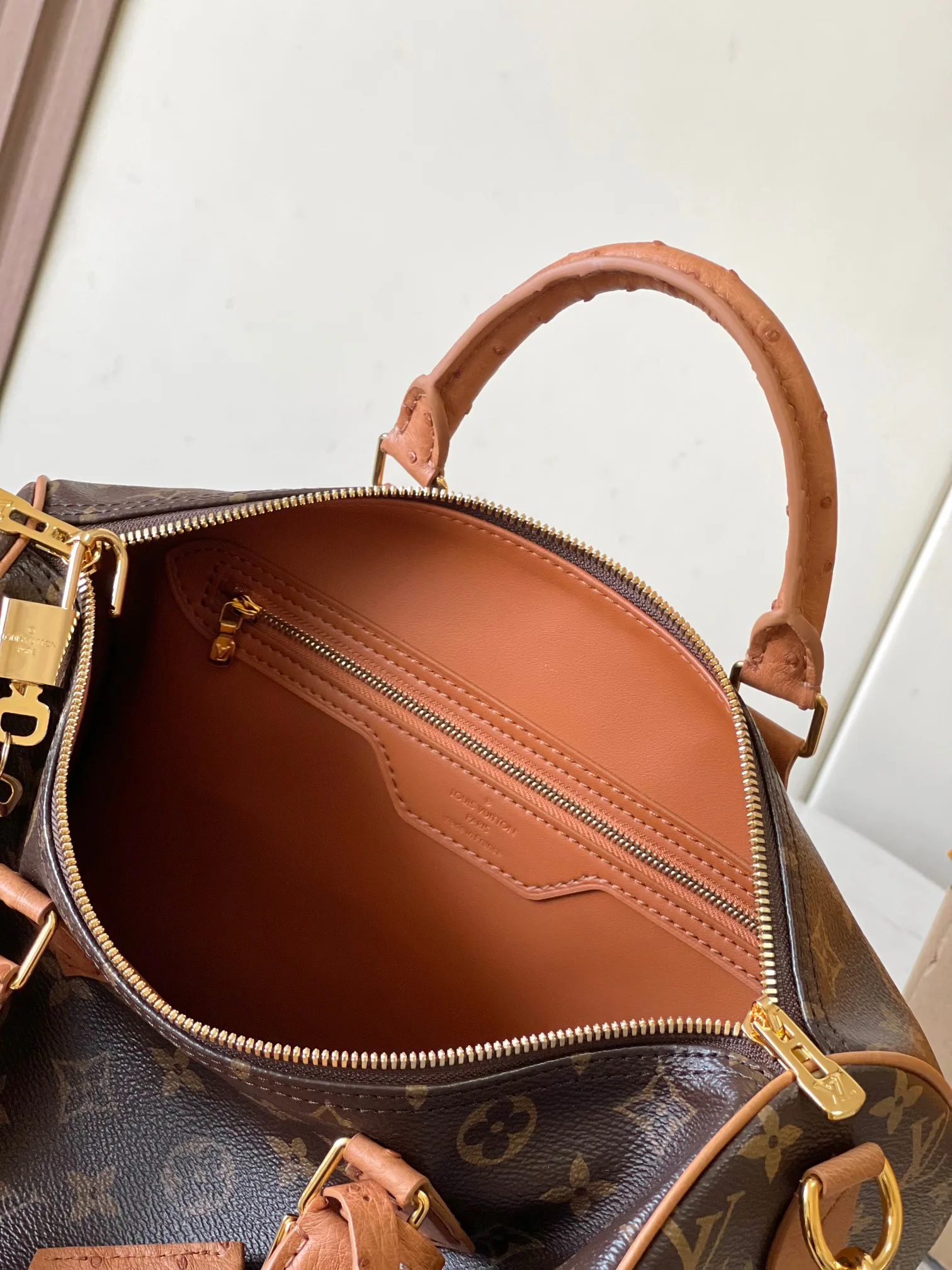 Women's Classic Handbags LOUIS VUITTON 18153139