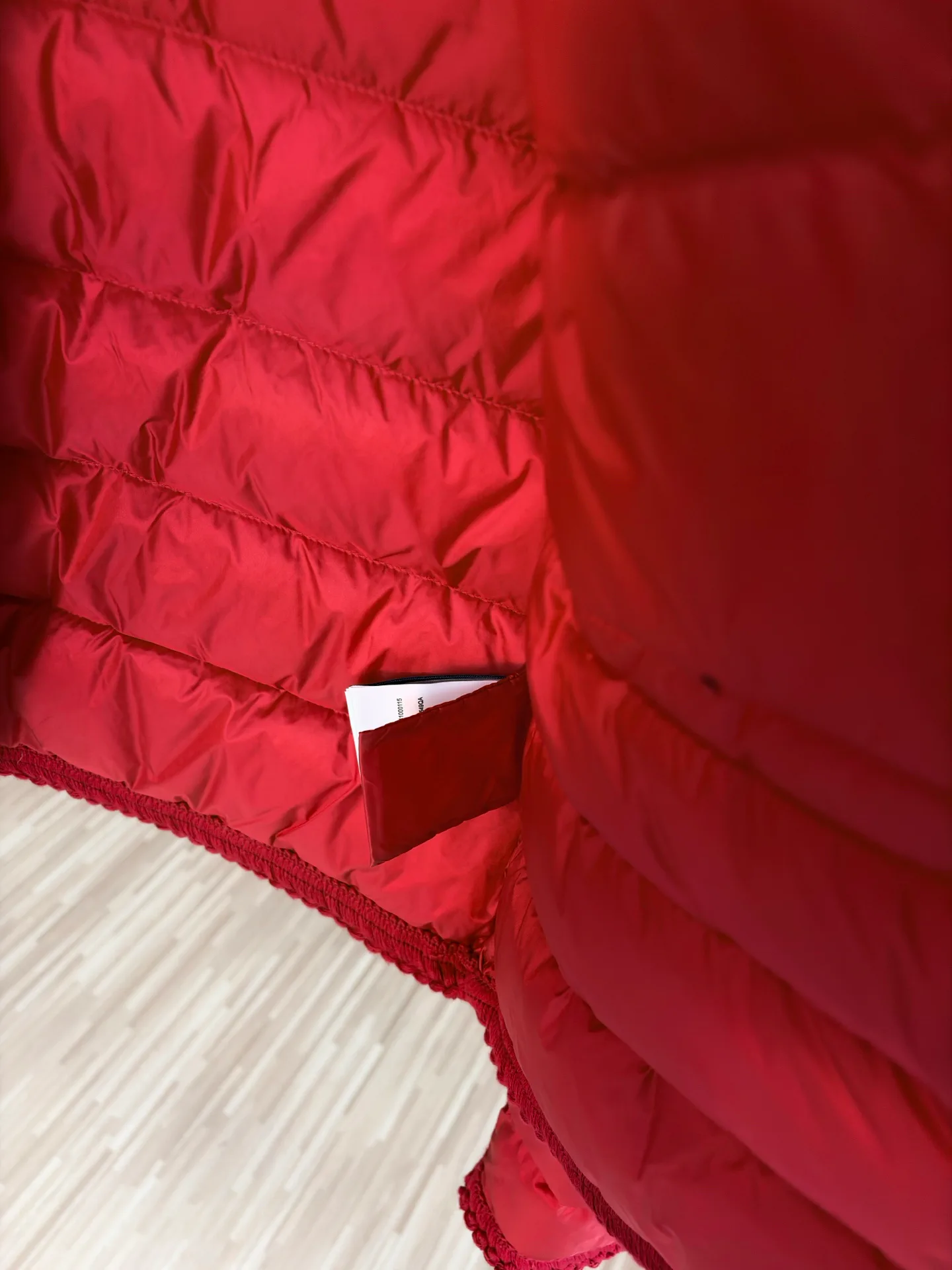 Women's Jackets And Down Jackets MONCLER 18529827