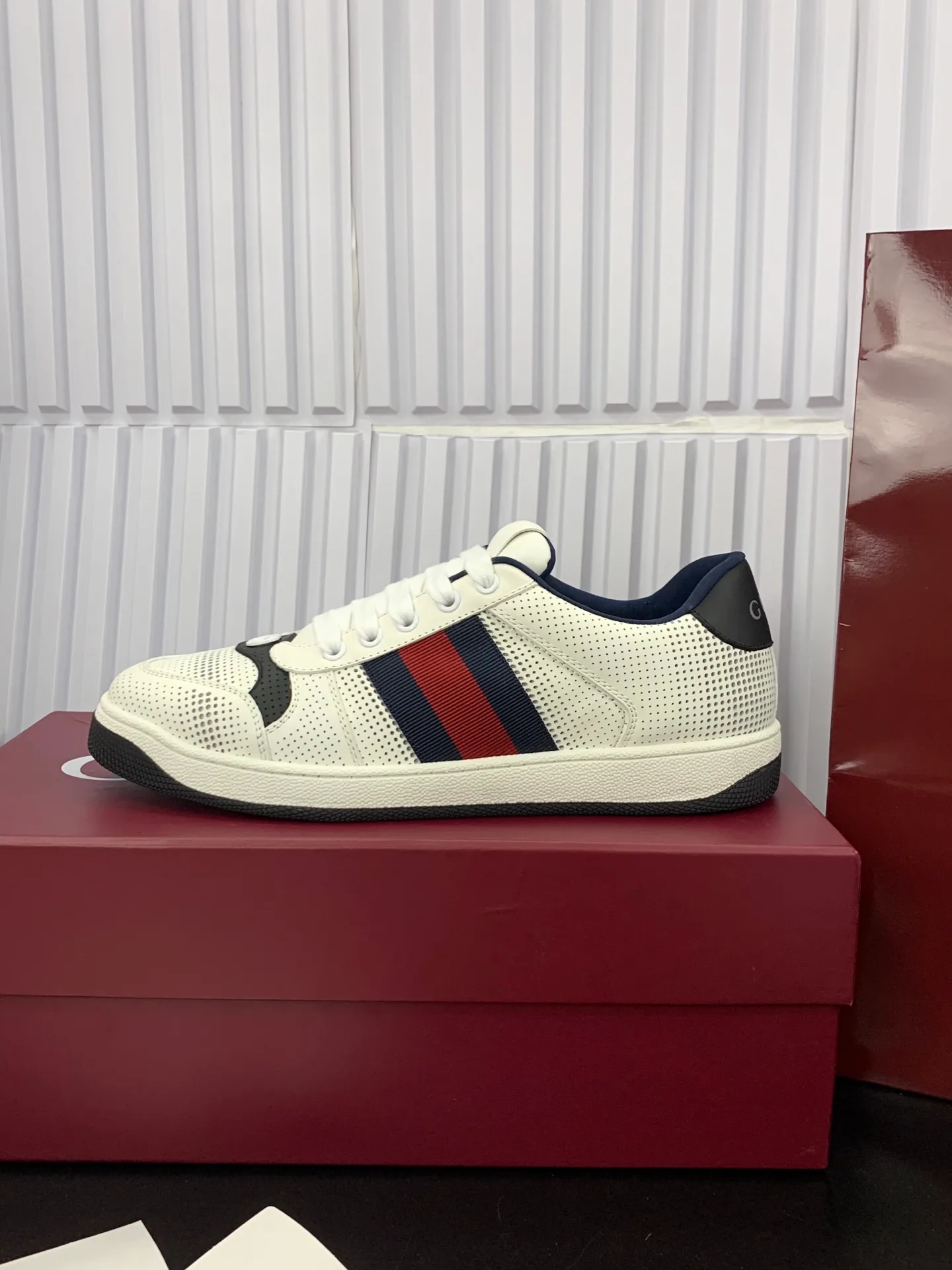 Women's Sneakers GUCCI 17545281