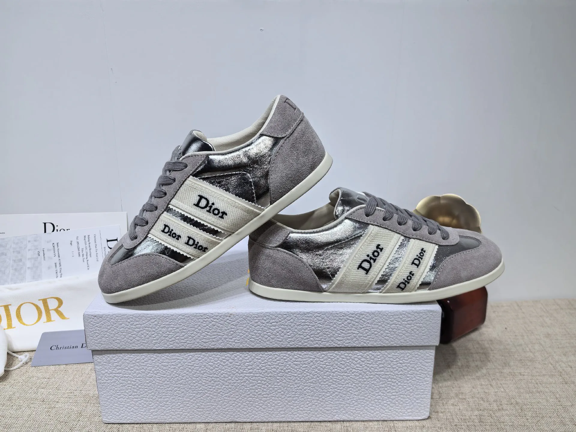 Women's Sneakers CHRISTIAN DIOR 17805347