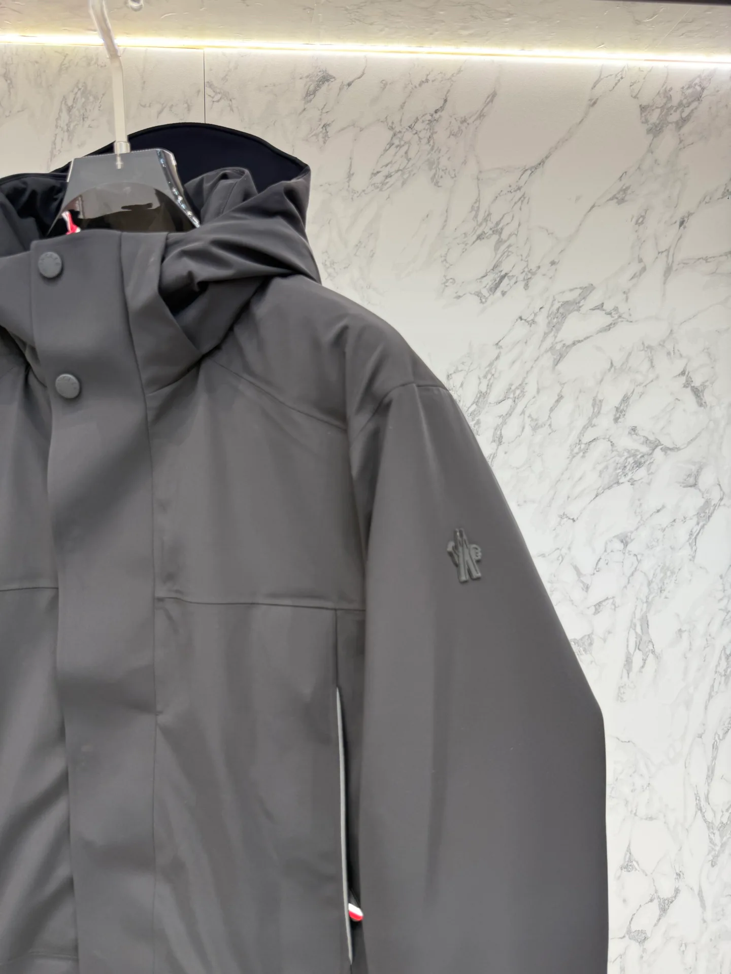 Men's Jackets And Down Jackets MONCLER 18480917