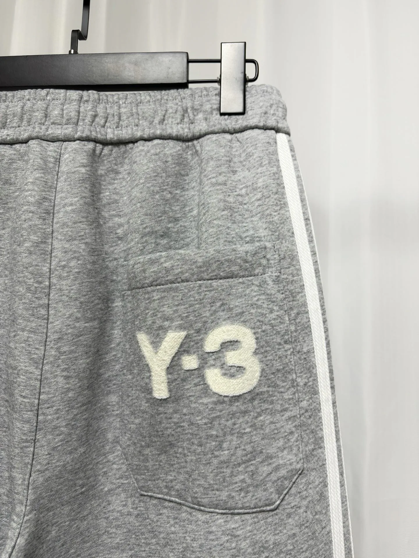 Men's Trousers Y-3 18179172