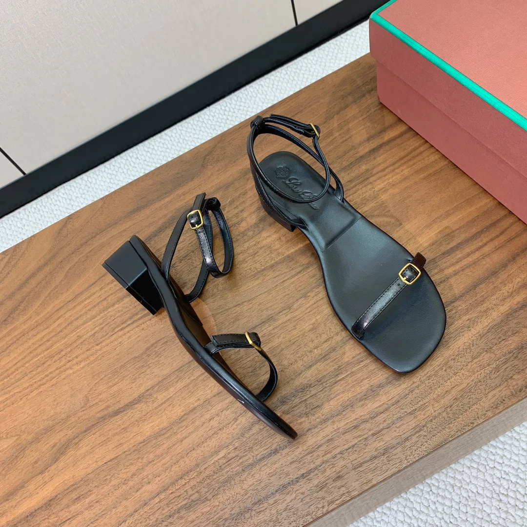 Women's Open-Toe Sandals LORO PIANA 17631641