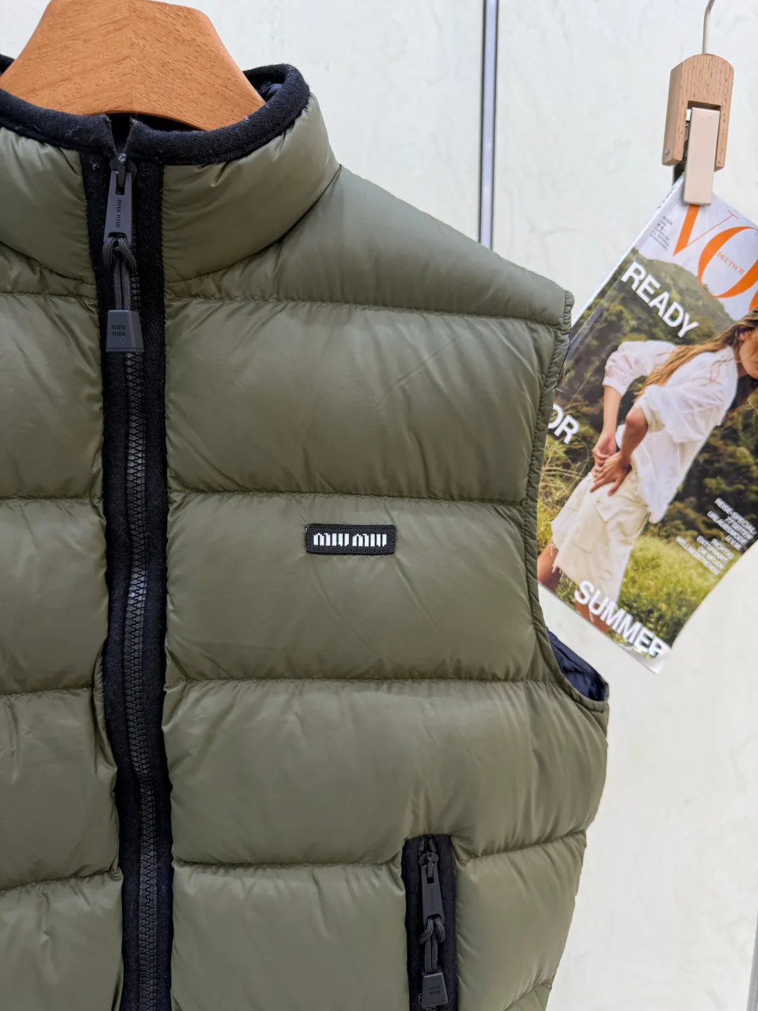 Men's Vests MIU MIU 18383111