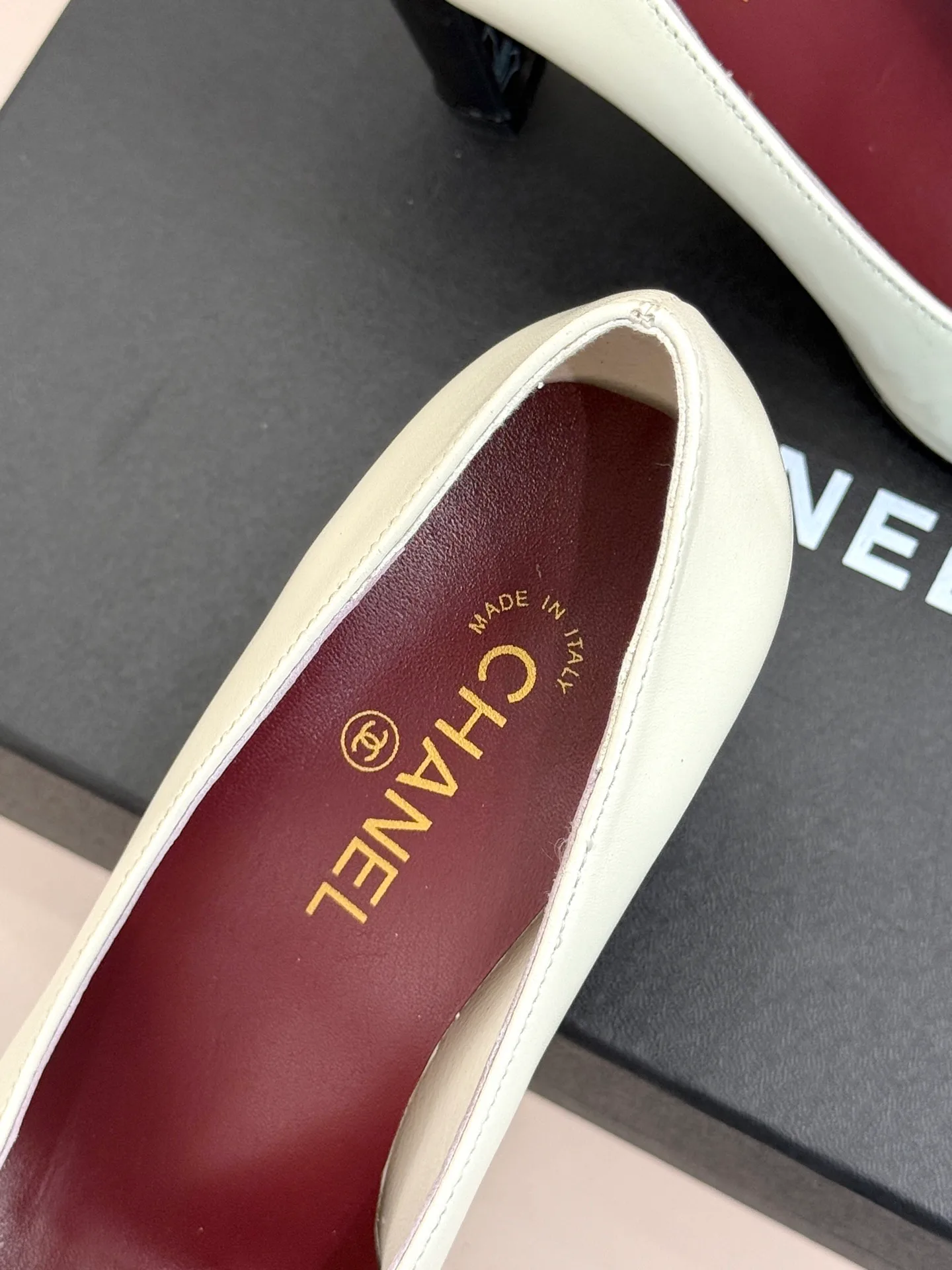 Women's Heels CHANEL 17813181
